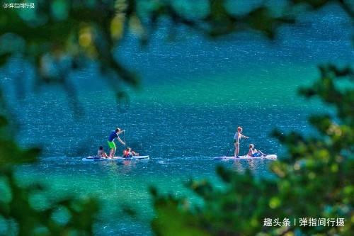 保洁阿姨家里都这样放地毯，地面全年不打扫，依然一尘不染